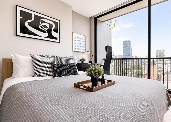 Contemporary Stylish 1br - Ultra Fast Wifi - Silom *