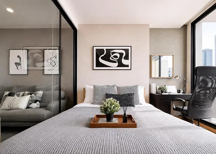 公寓 Contemporary Stylish 1br - Ultra Fast Wifi - Silom