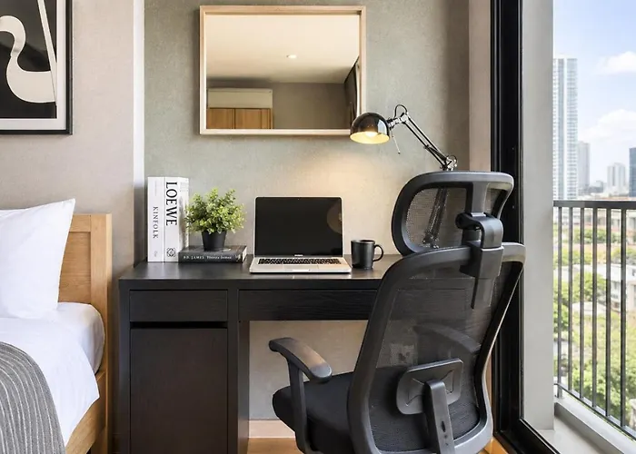 Contemporary Stylish 1br - Ultra Fast Wifi - Silom 公寓 *