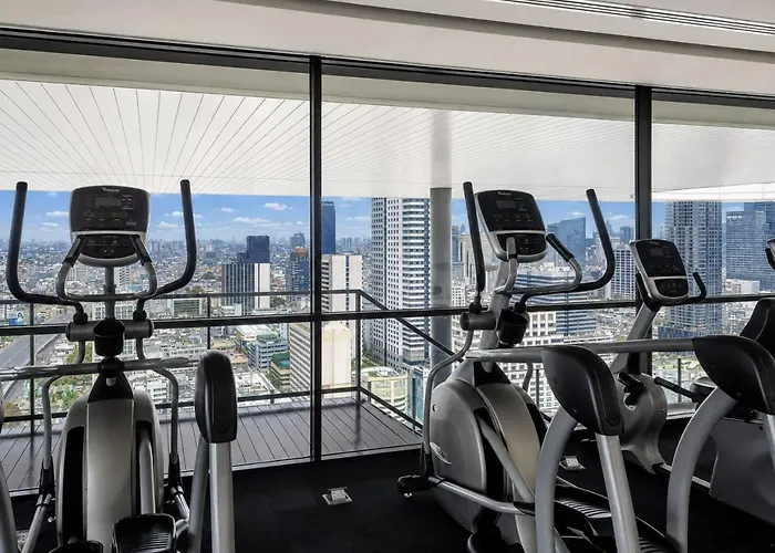 Contemporary Stylish 1br - Ultra Fast Wifi - Silom